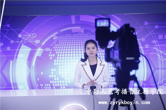 模擬主持