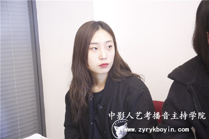 配音