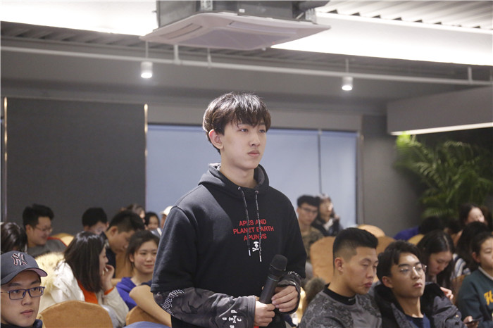 新聞播報(bào)