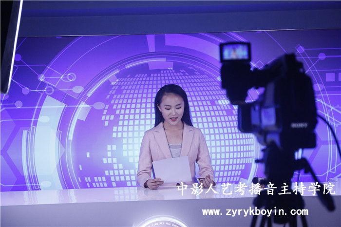 新聞稿件