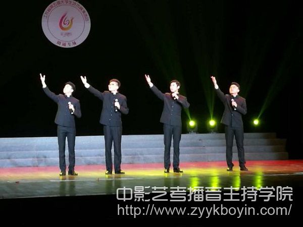 第五屆大學(xué)生藝術(shù)節(jié)展演.jpg