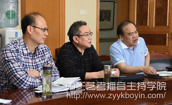 武漢大學新聞與傳播學院國際合作.jpg