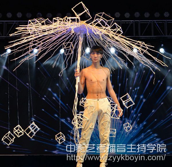 第二十九屆金秋藝術(shù)節(jié)服飾大賽2.jpg