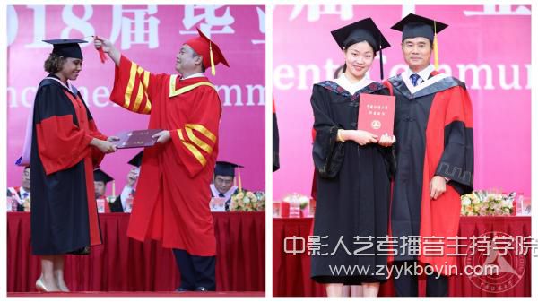 撥穗、頒發(fā)學(xué)位證書.jpg